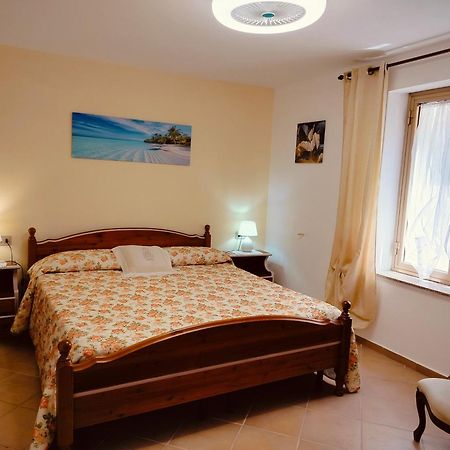 Corte Mannoni Porto Pozzo Exteriör bild