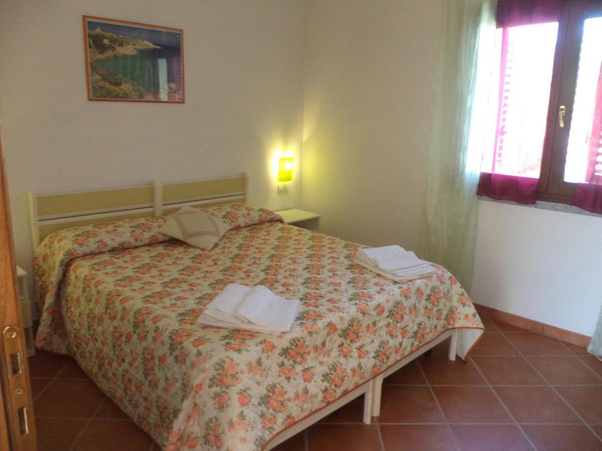 Corte Mannoni Porto Pozzo Exteriör bild
