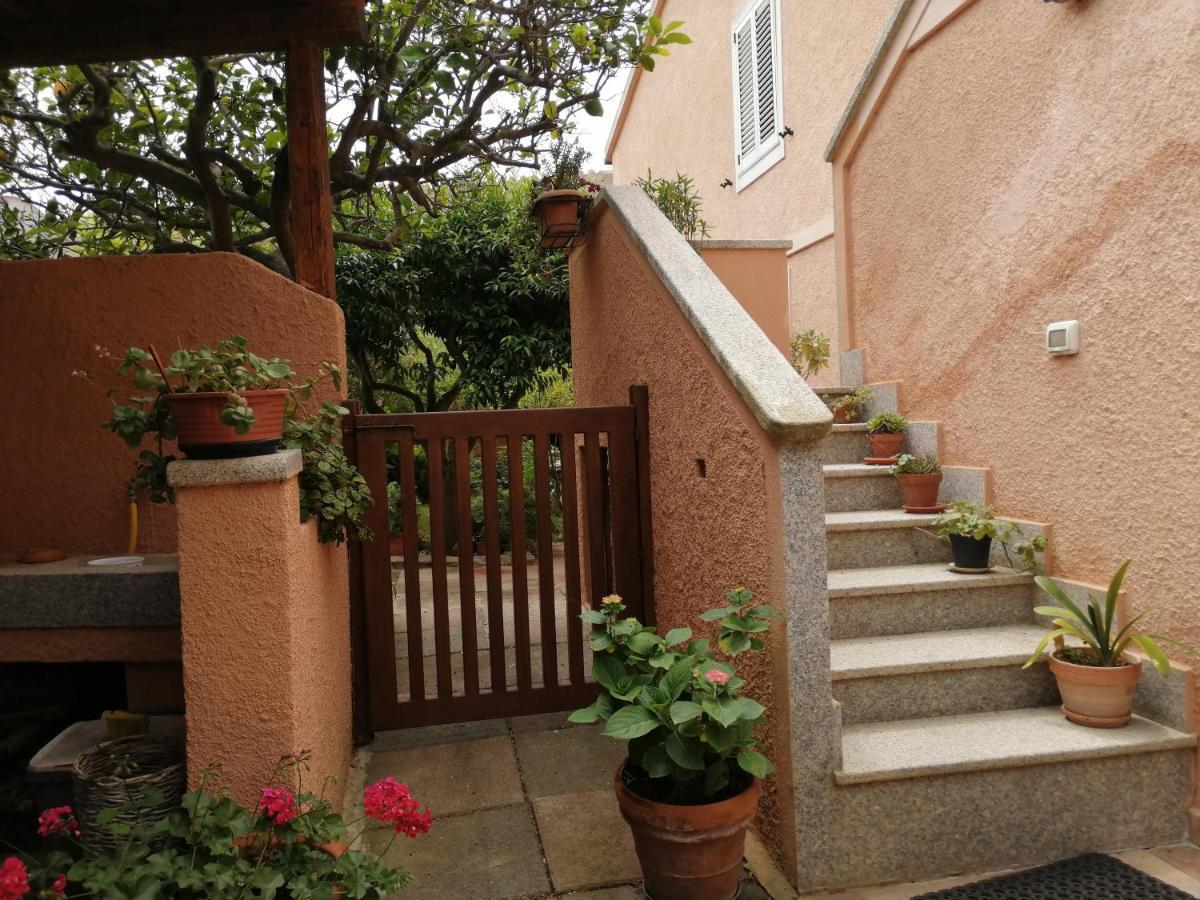 Corte Mannoni Porto Pozzo Exteriör bild