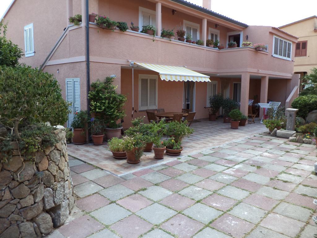 Corte Mannoni Porto Pozzo Exteriör bild