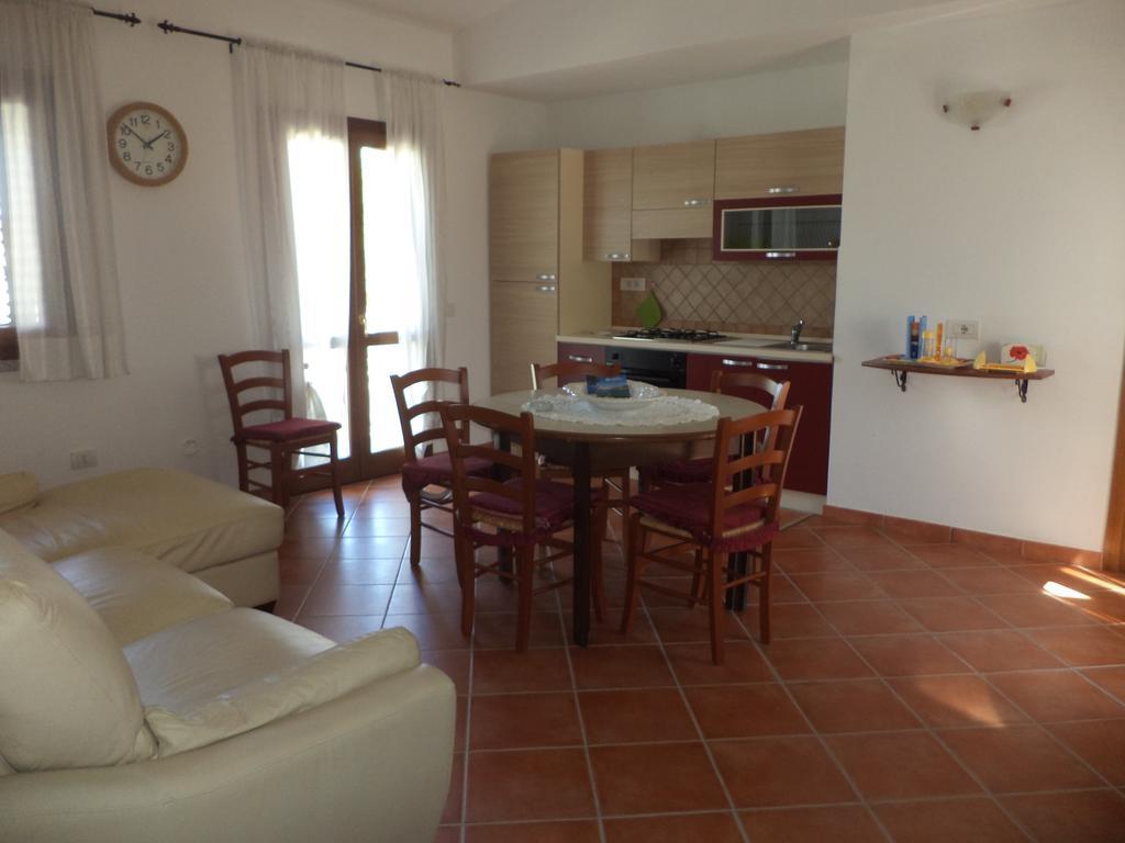 Corte Mannoni Porto Pozzo Exteriör bild
