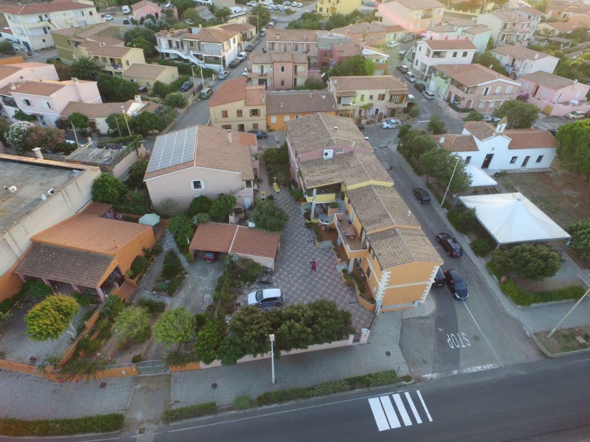 Corte Mannoni Porto Pozzo Exteriör bild