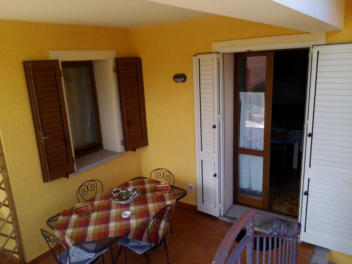 Corte Mannoni Porto Pozzo Exteriör bild
