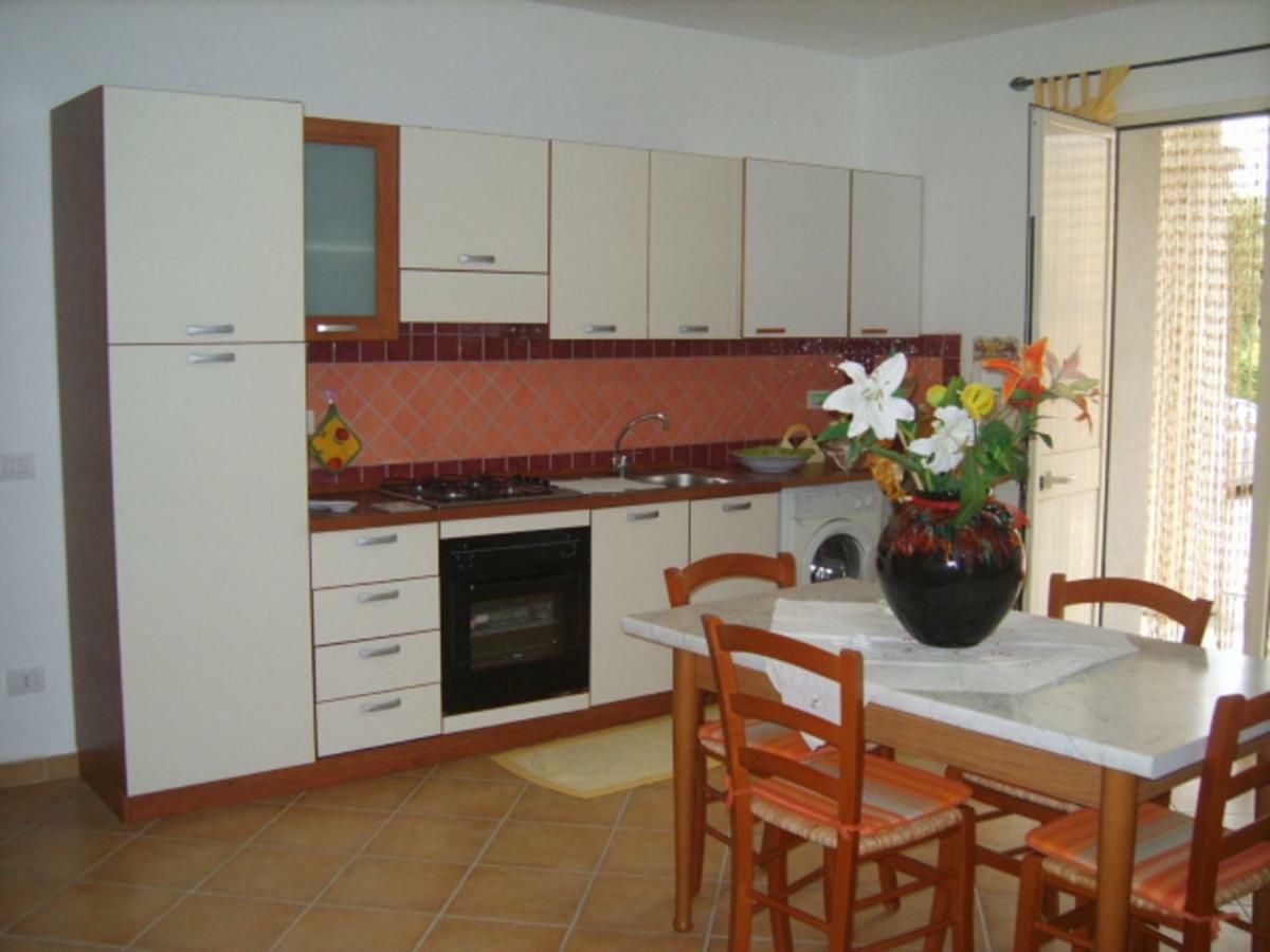 Corte Mannoni Porto Pozzo Exteriör bild