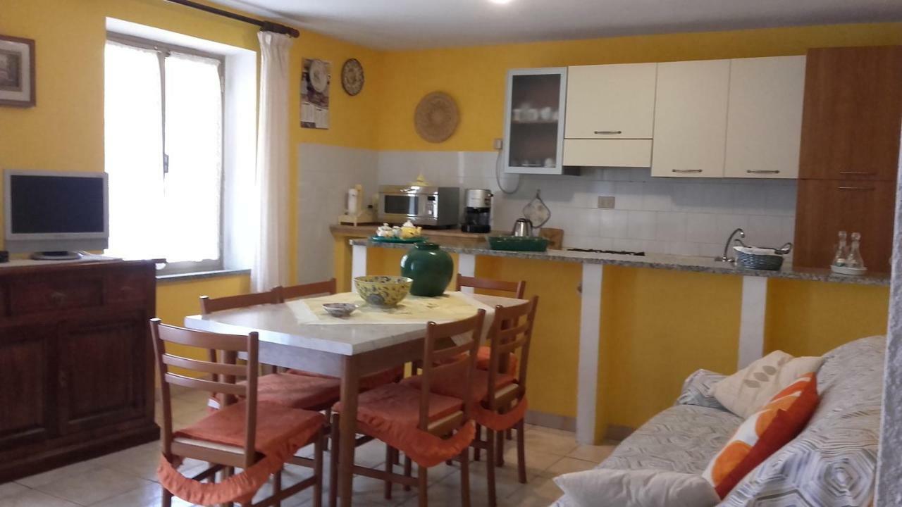 Corte Mannoni Porto Pozzo Exteriör bild
